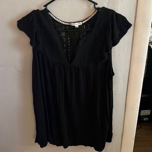 Womens sleeveless top.